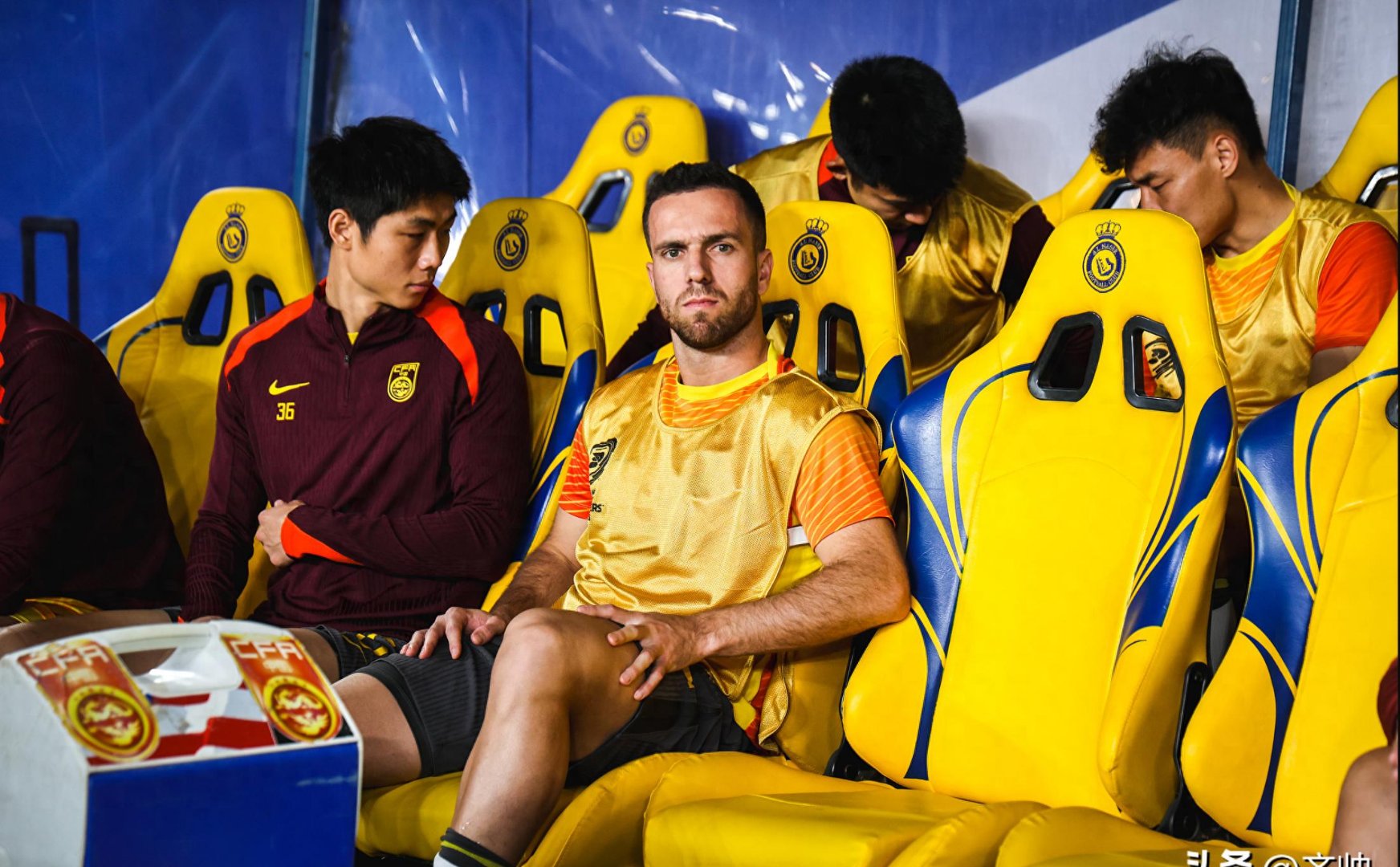 开云体育官网-赛地聚焦：葡超赛后热度飙升，葡萄牙体育更衣室发声，震撼外界，资深球员宣示担当的简单介绍