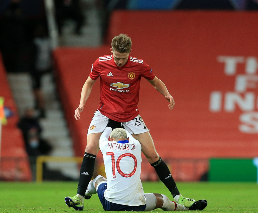 开云官网-上海申花训练开放日，窗口期刷新队史纪录引欢呼，法甲在即，心理建设被强调(开罗网球破解无限训练点)